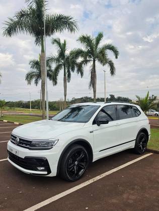 VOLKSWAGEN TIGUAN 2.0 350 TSI GASOLINA ALLSPACE R-LINE 4MOTION DSG VOLKSWAGEN TIGUAN 2.0 350 TSI GASOLINA ALLSPACE R-LINE 4MOTION DSG